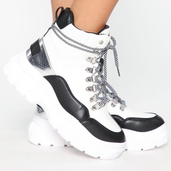 fashion nova trainers